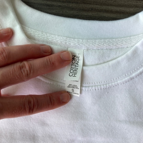 Womens Matching Chic As Sh*t White Crewneck Sweatshirt & Hat Set - Picture 6 of 7